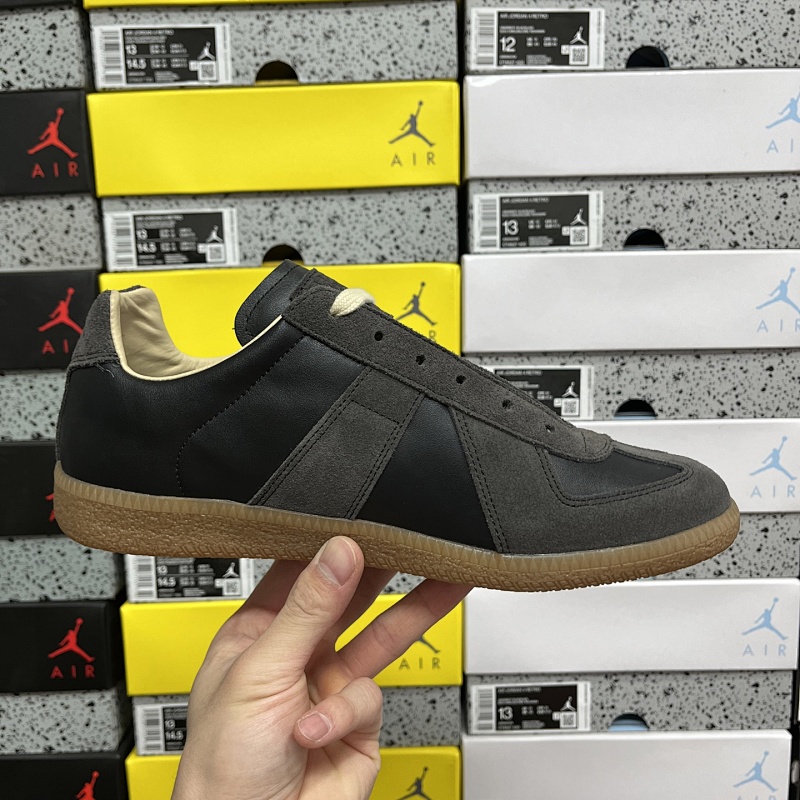 Maison Margiela Calfskin Replica黑