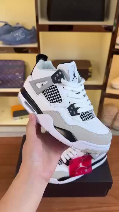 Jordan Air Jordan 12 Retro High video preview