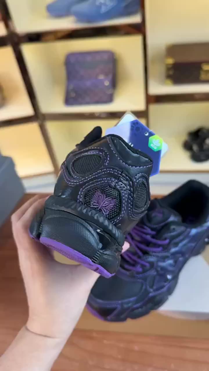 Skechers Gel Kayano 27 video preview
