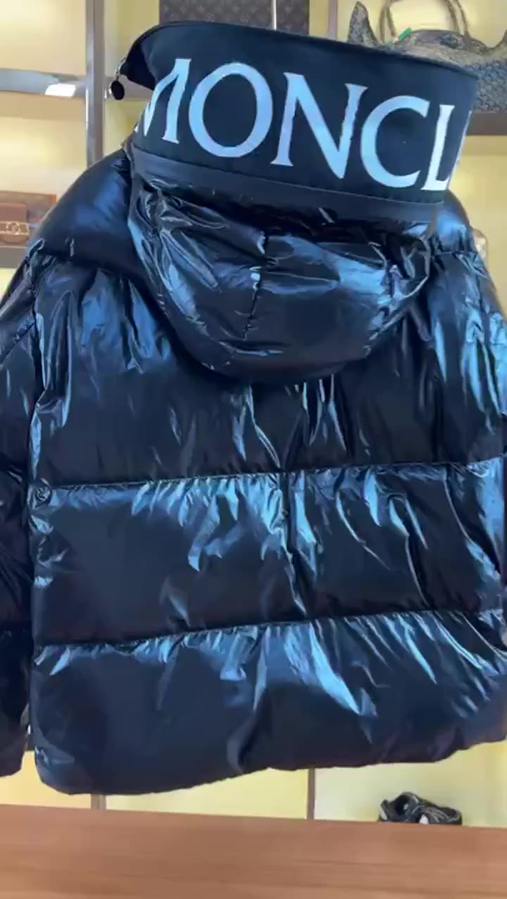 Moncler Puffy Vest video preview
