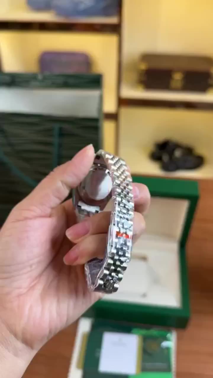 12 video preview
