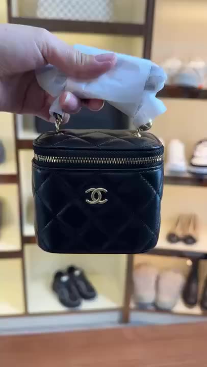 Chanel video preview