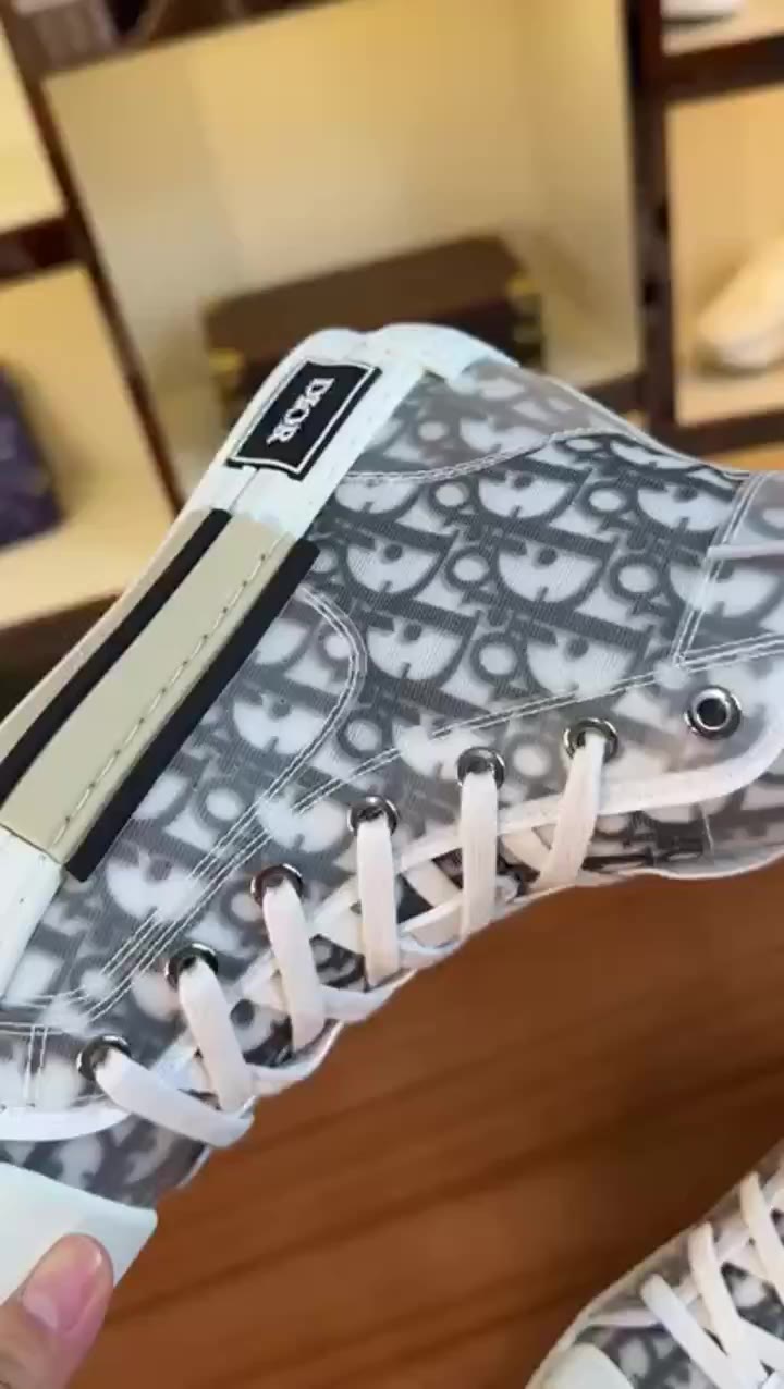 Converse Dunk High video preview