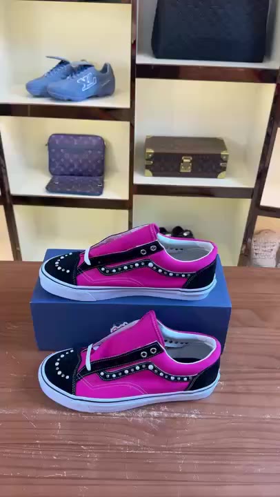 Vans Vans video preview