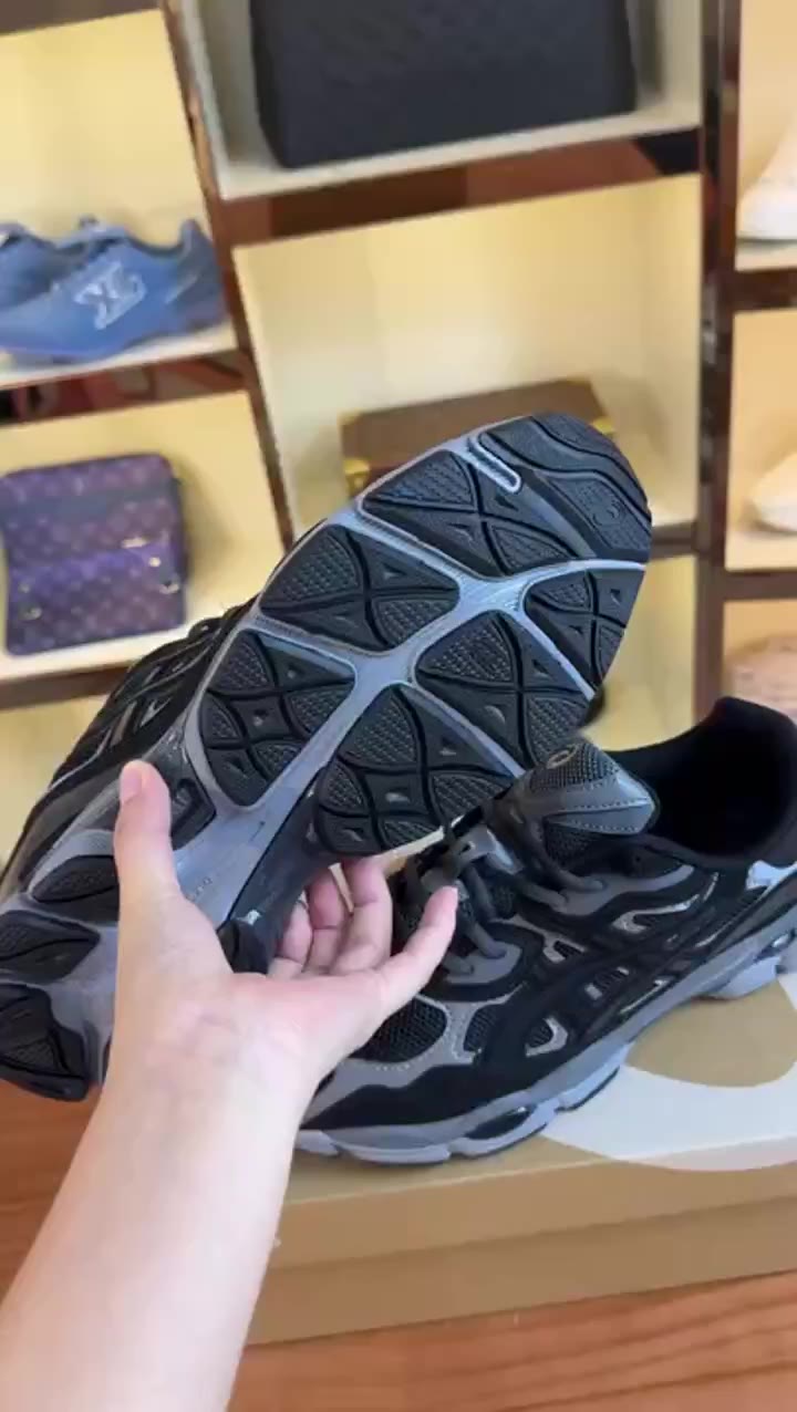 Asics Ajko 1 video preview