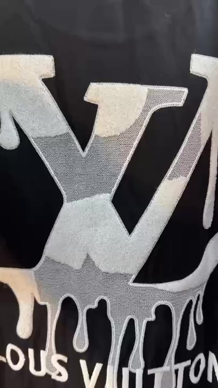 Louis Vuitton Sac A Dos video preview