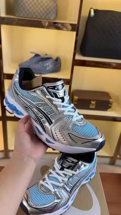 Asics New Balance 870v4 video preview