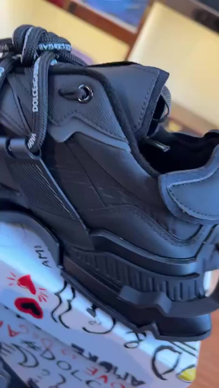New Balance Nb 750 video preview