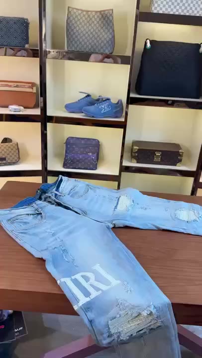 Levis Riders (501 video preview