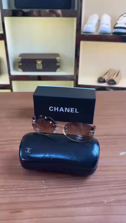 Chanel Sunglasses 2 video preview