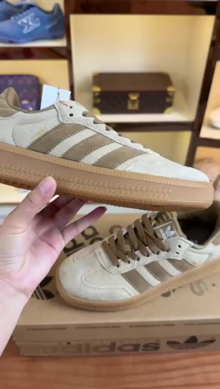 Adidas Originals Superstar video preview