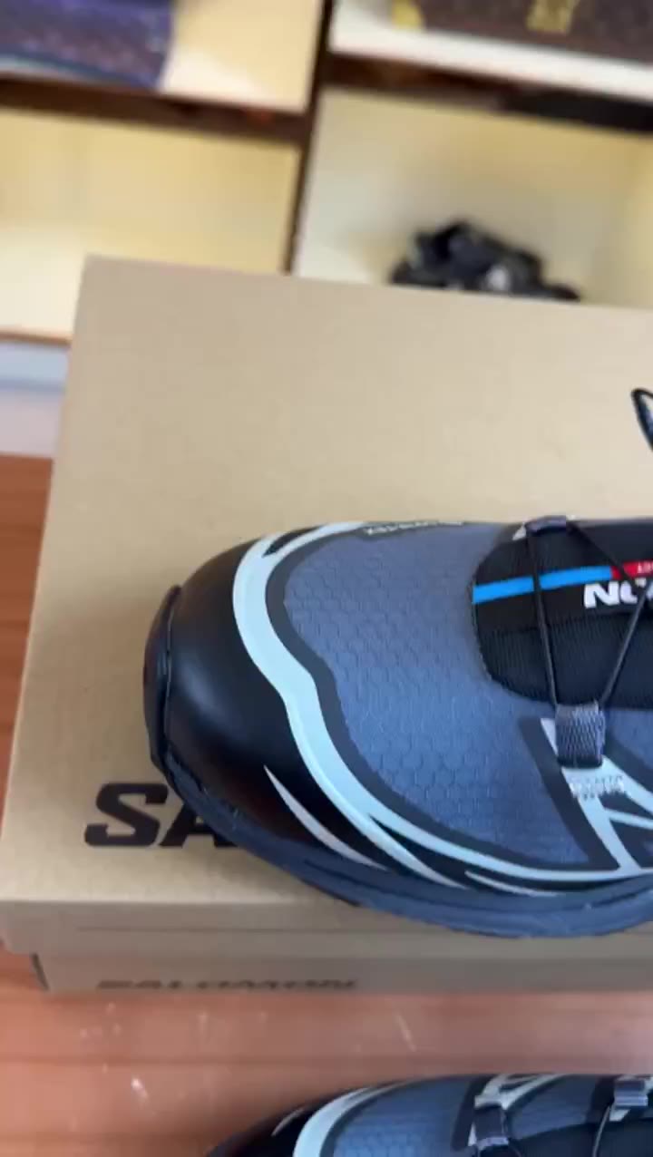 Salomon Speedcross 4 video preview