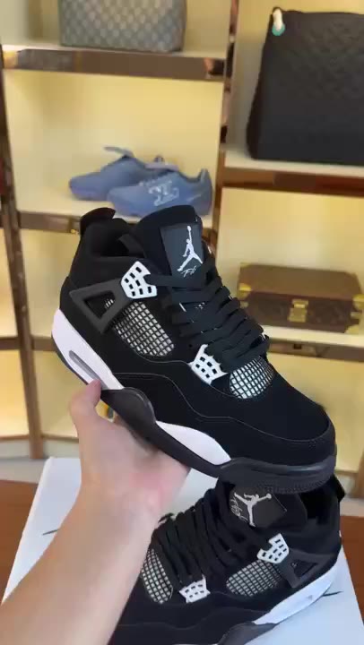 Jordan Jordan 11 Retro High Og Concord video preview