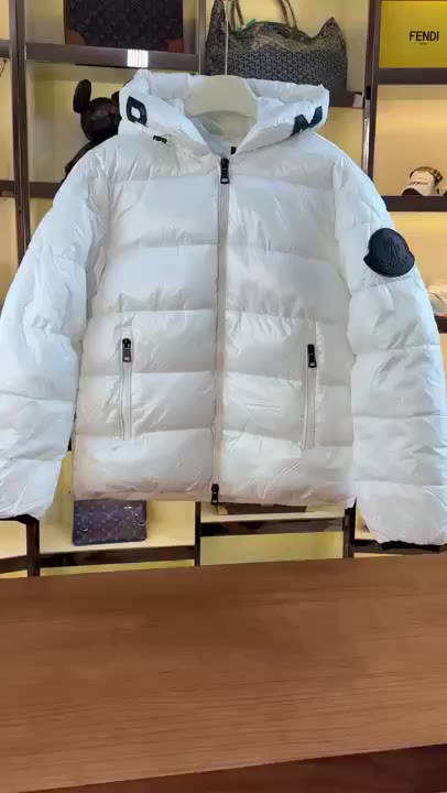North Face Thermal Vest video preview