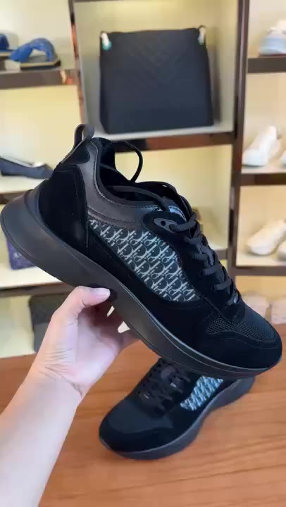 Under Armour Ultra Boost video preview