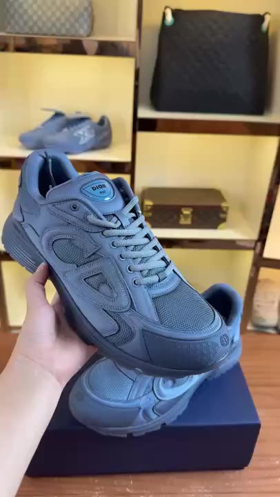 Under Armour Speedform video preview
