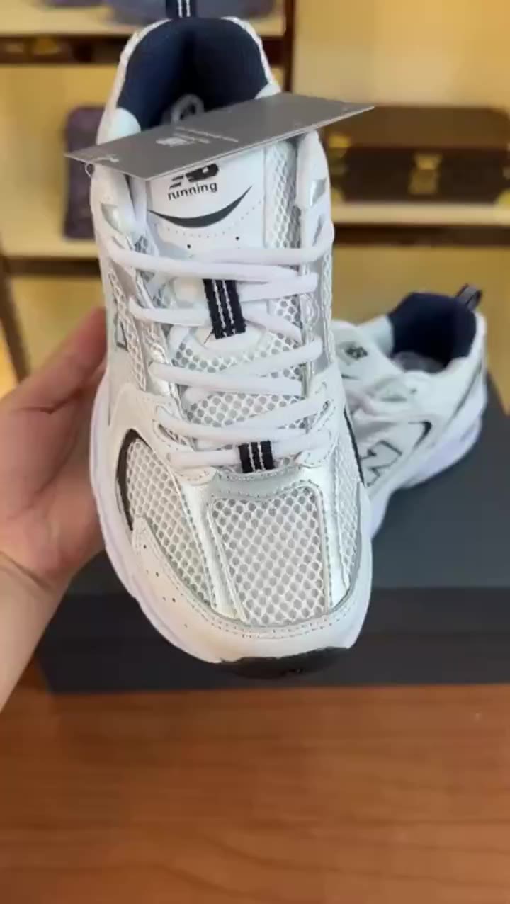 New Balance Running Shoe video preview