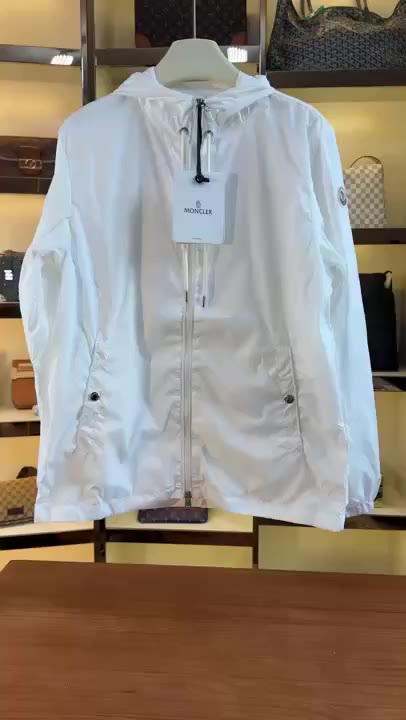 Moncler video preview