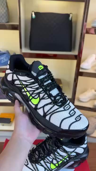Nike Air Max 2097 video preview