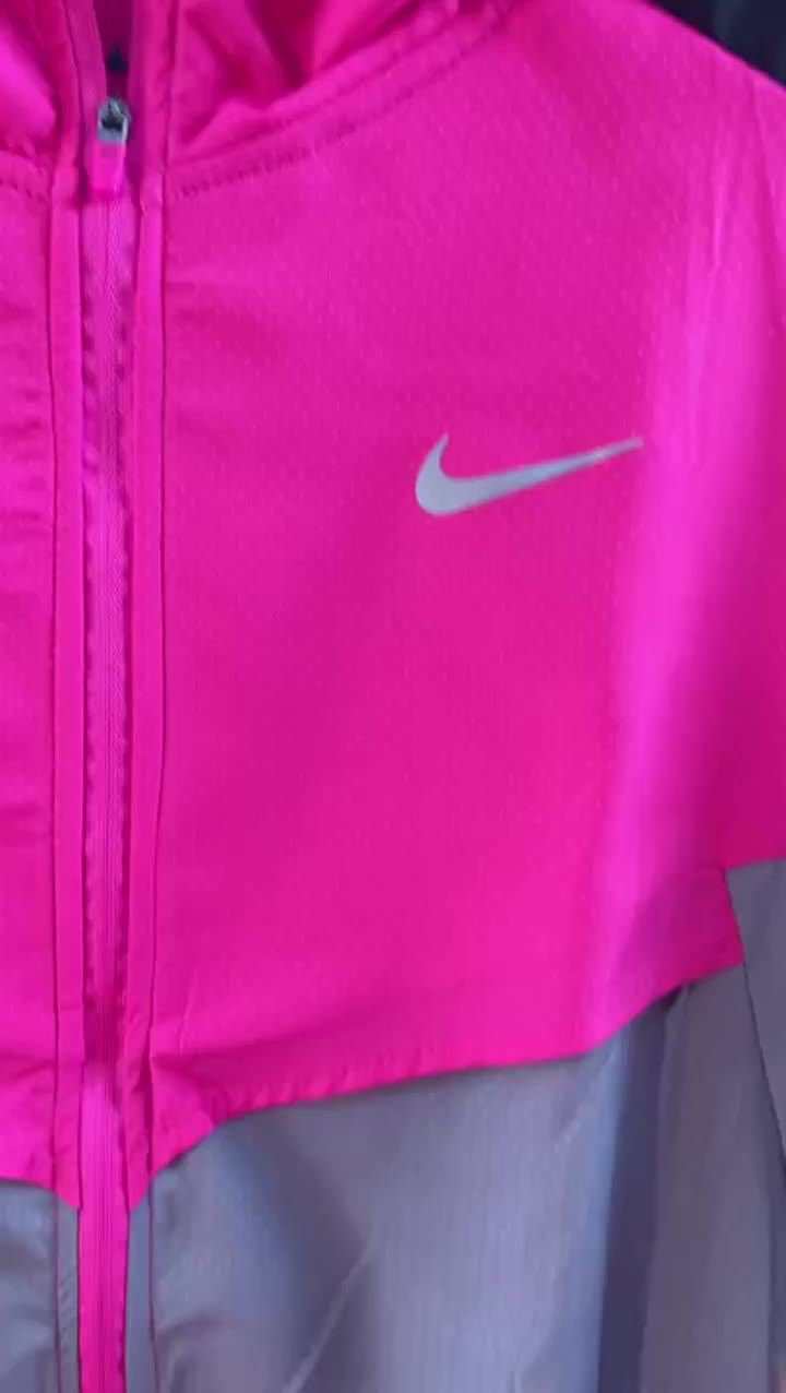 North Face Aurora Borealis Vest video preview